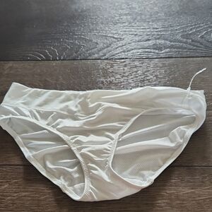 Warner's Classic White Panty M